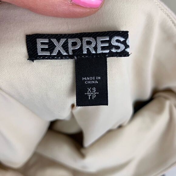 Express Aztec Design Sequin Pull-on Mini Skirt XS NWOT - Picture 4 of 6